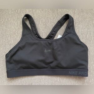 Nike pro sports bra